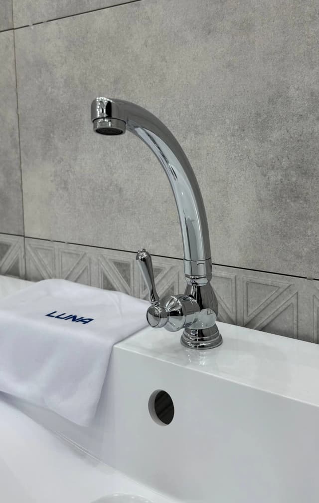 Ծորակ 33000001 LUNA նիկել 24սմ-Օ